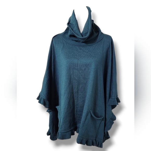 Emerald Green Poncho Pocket Cape 🍂 New with Tags, Frilly Trim NY&Co One Size - Picture 5 of 16